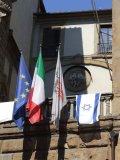 La bandiera di Israele sulla facciata di Palazzo Medici Riccardi