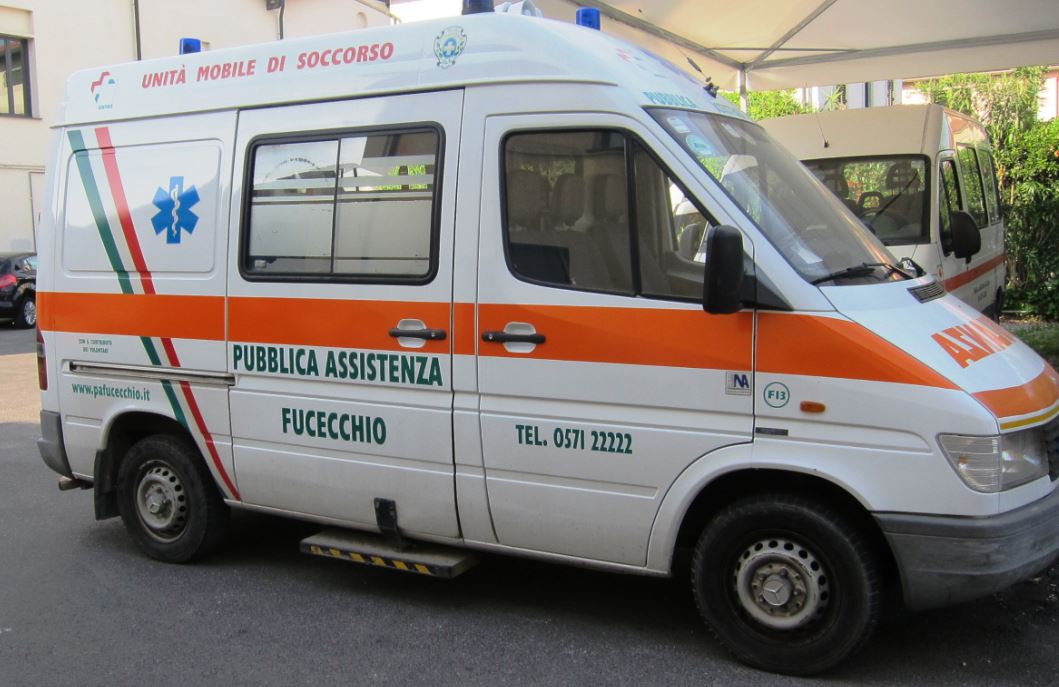 L'ambulanza donata da Fucecchio