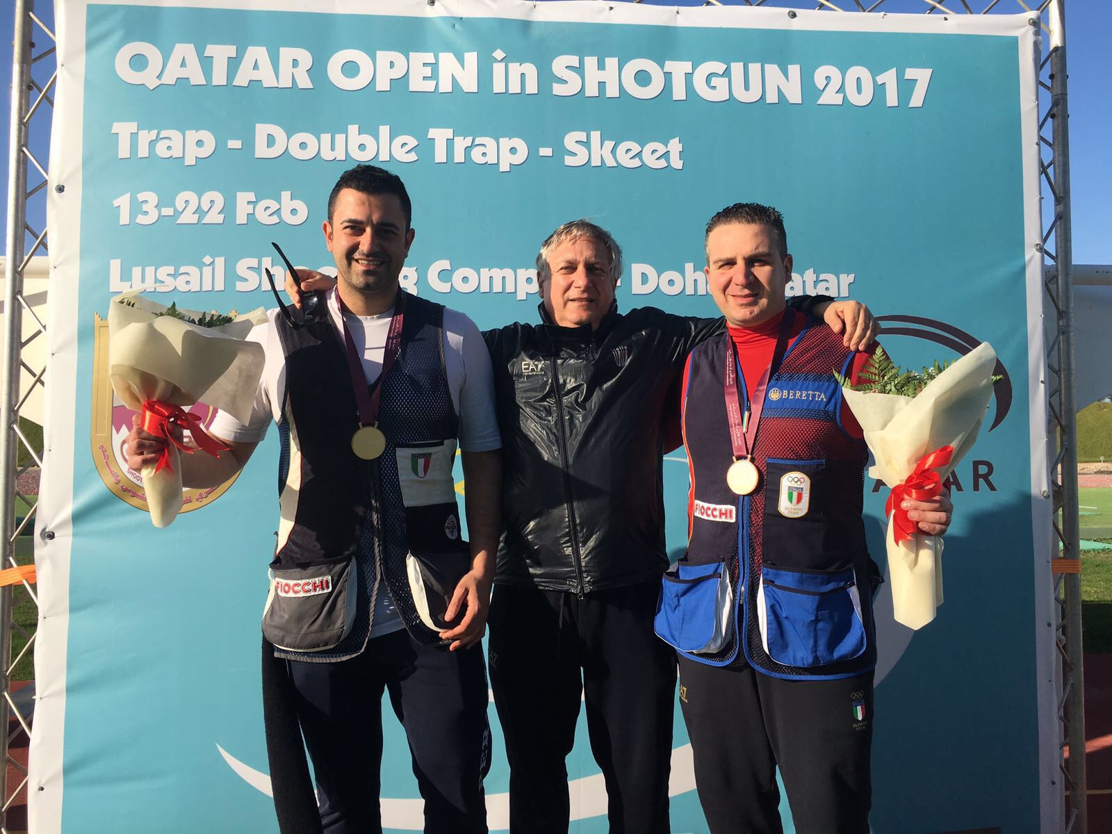 Nella foto Marco Innocenti sul podio del Qatar Open di Double Trap