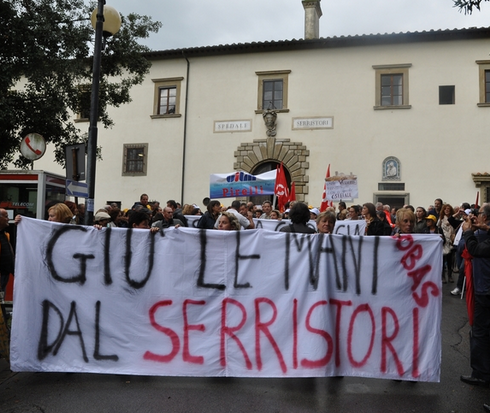 Manifestazione per l'ospedale Serristori (foto dal sito del Comune di Figline e Incisa)