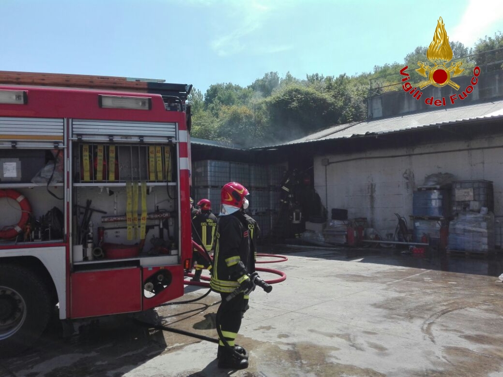 Incendio in area industriale nel comune di Tavarnelle v/P