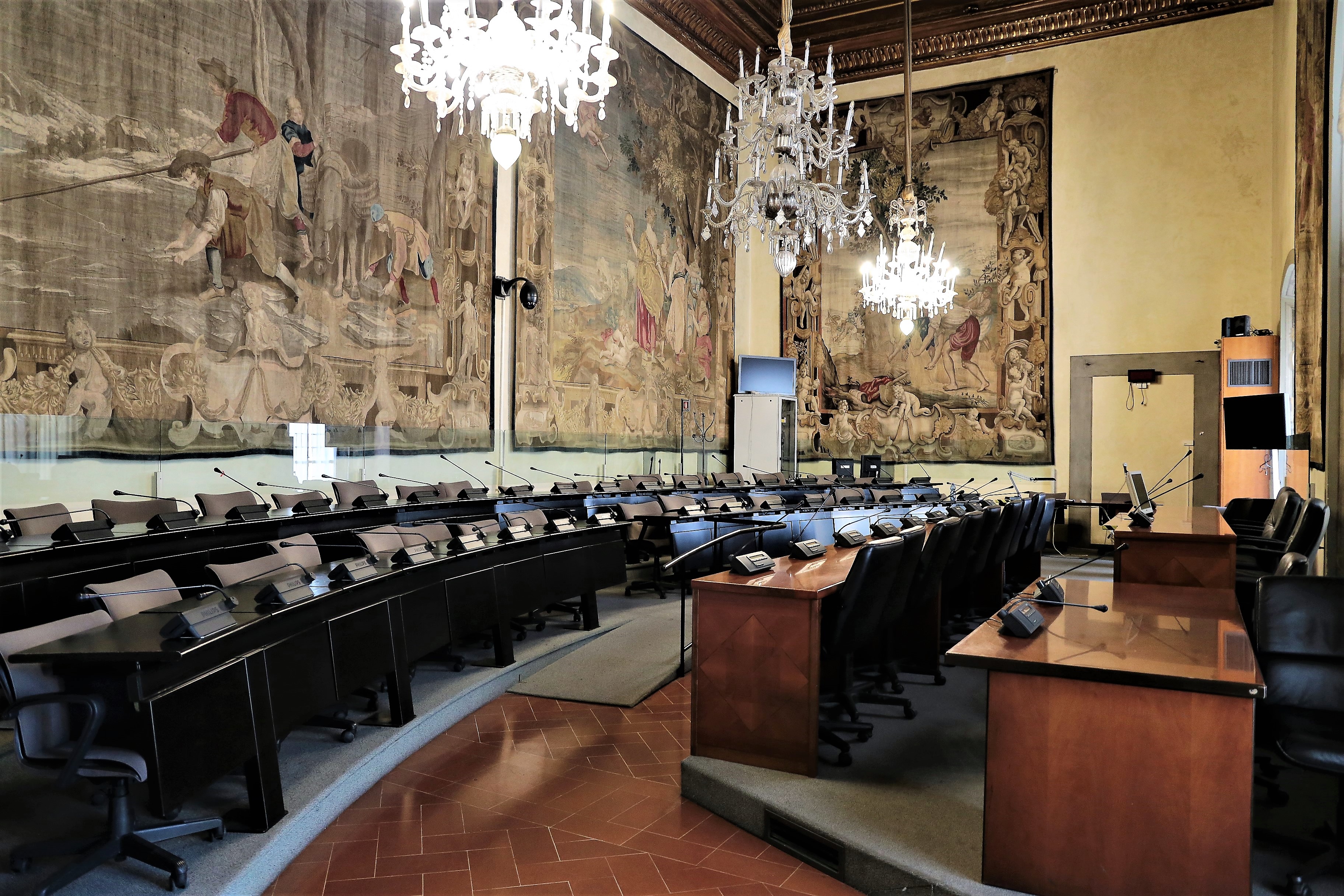Sala del consiglio (foto Antonello Serino - Met)