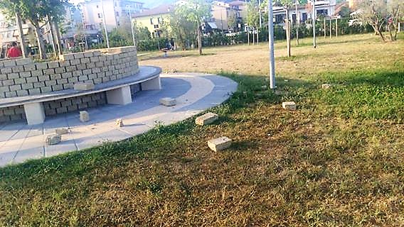 Montemurlo, lotta ai vandali dei giardini pubblici 