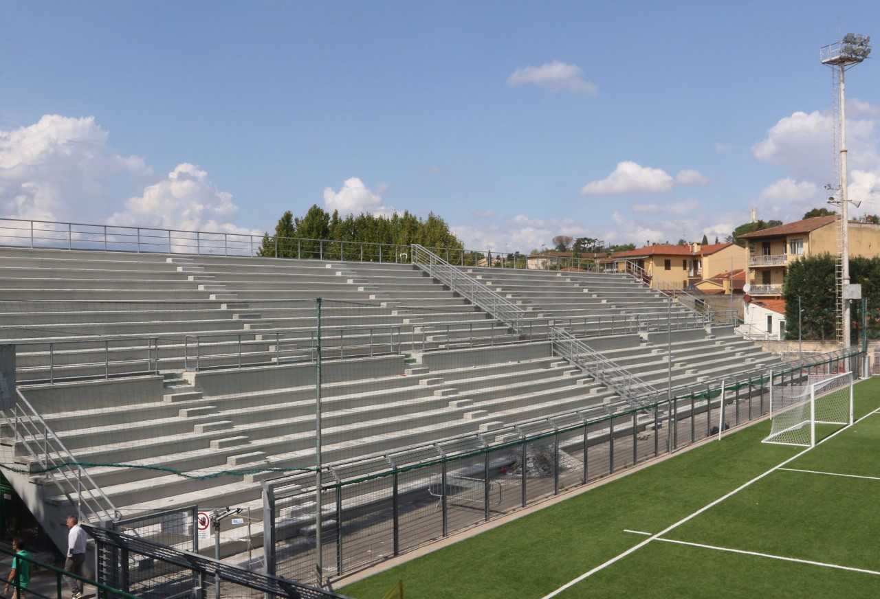 Nuova tribuna stadio Bozzi.jpg