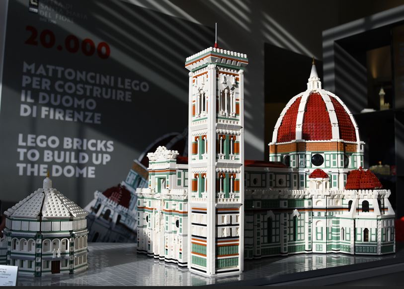 Modello in mattoncini Lego del Duomo di Firenze