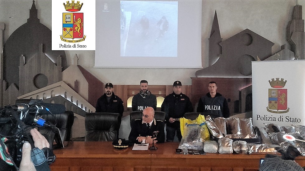 Commissario di San Giovanni sequestrano 23 kg di droga