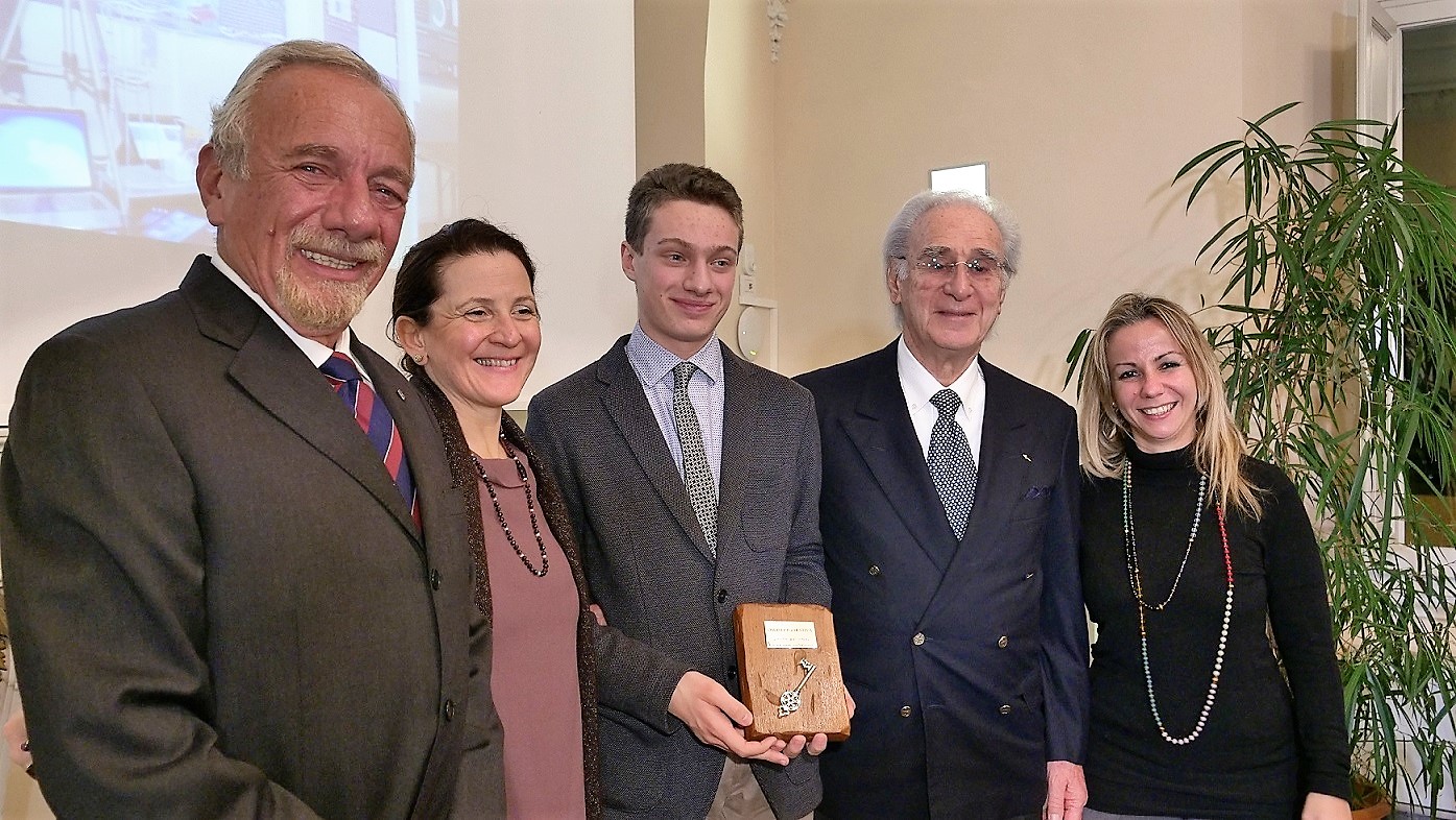 Nella foto da sx il presidente dell'Unione Alphandery, il vicesindaco Giachi, il pemiato Valerio Pagliarino, Franco Torrini e l'assessore Del Re