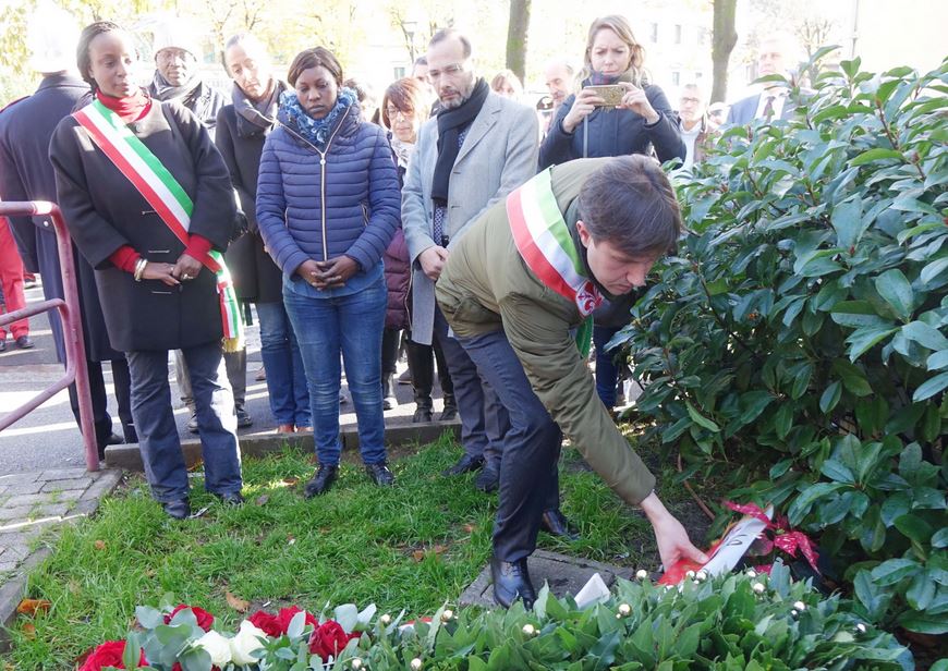 Il sindaco Nardella alla commemorazione di Samb e Diop in piazza Dalmazia