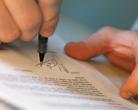 Firma del testamento biologico (immagine dal sito della Associazione Luca Coscioni)
