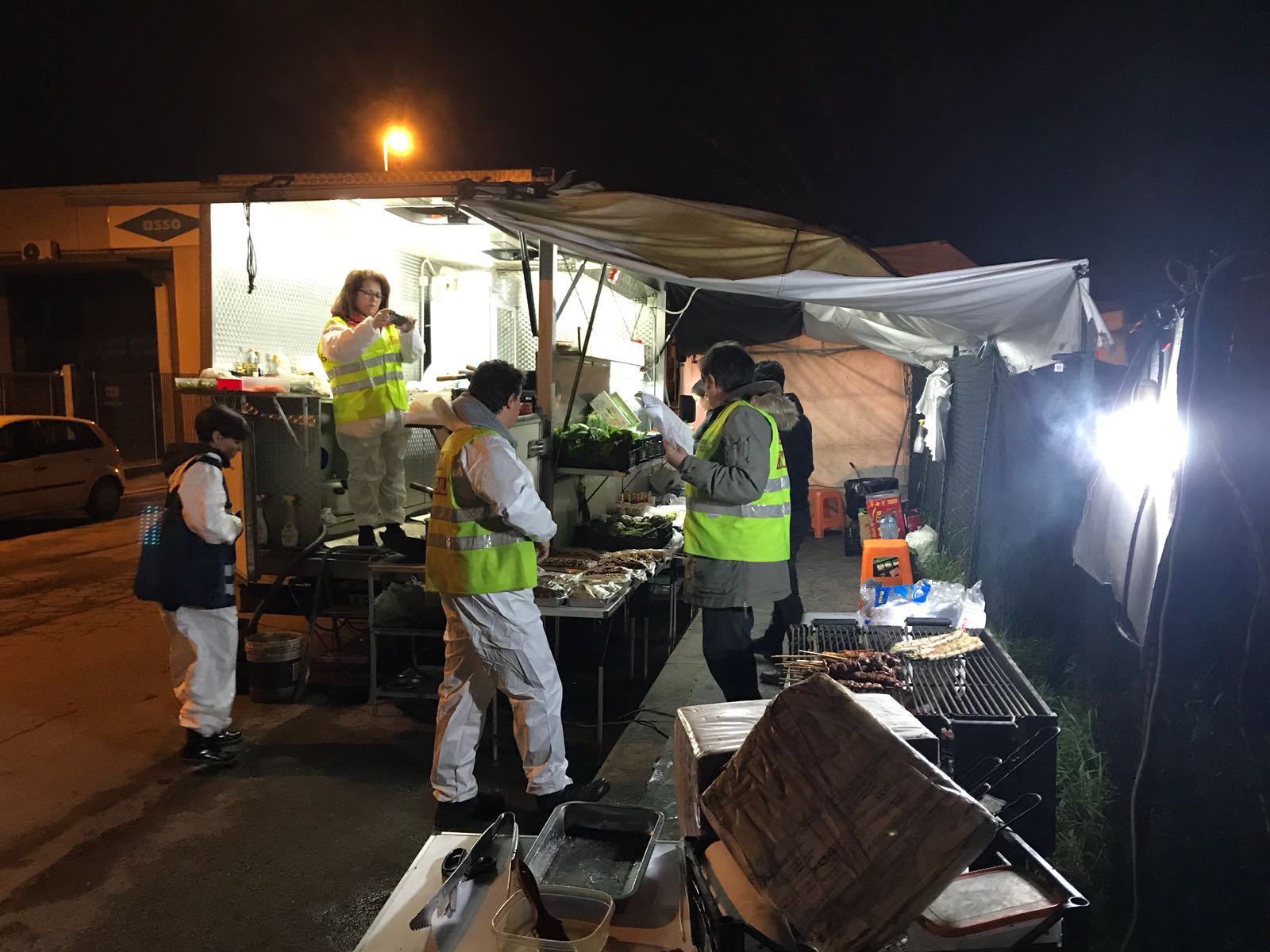 Sequestrato chiosco abusivo (fonte comune di Firenze) 