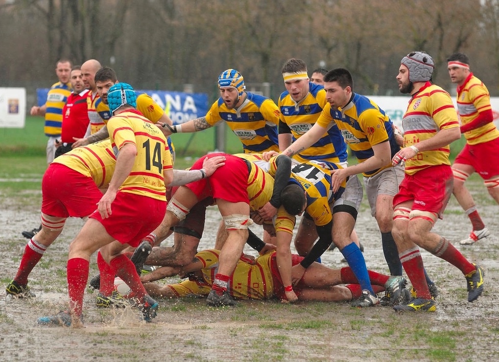 Le prime battute del match. foto di Andrea Sicuri - Rugby Parma