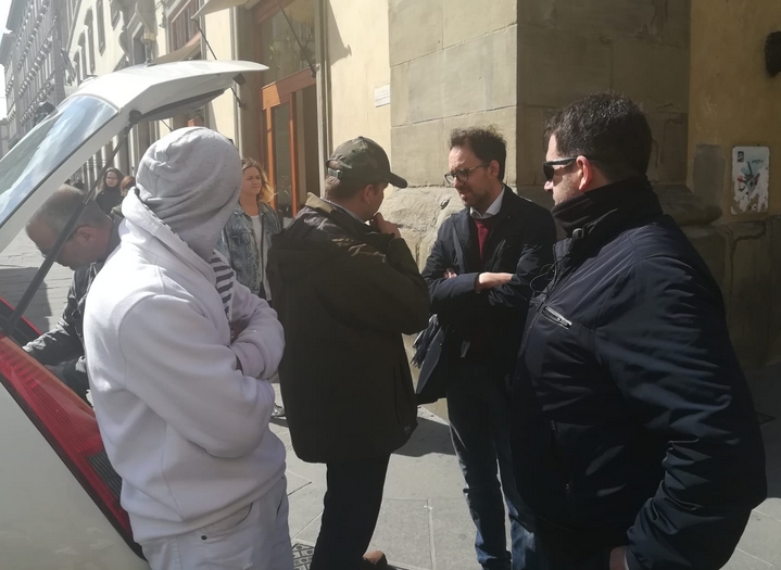 Multa a falso mimo a Firenze