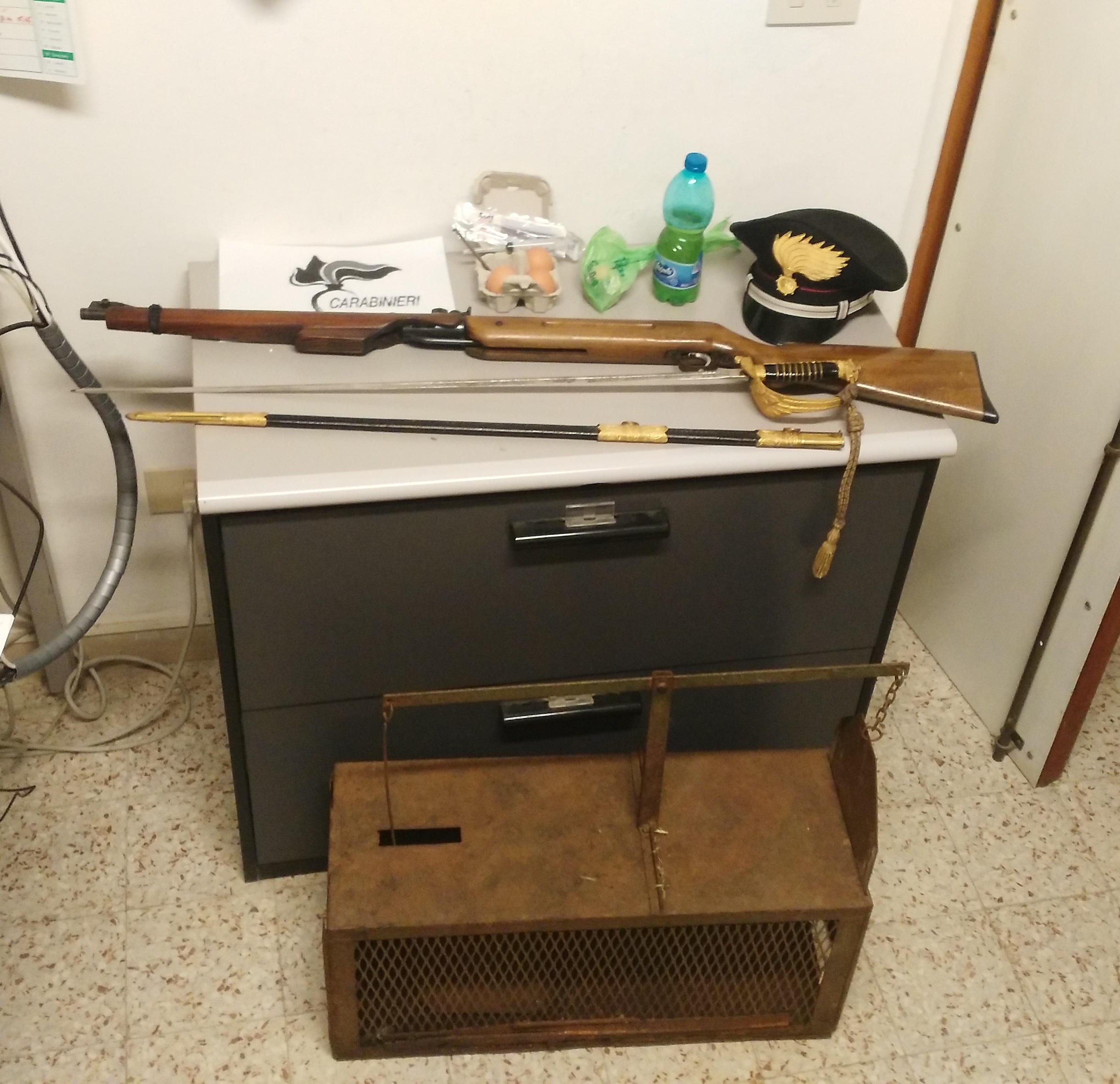 Caccia. I Carabinieri Forestali denunciano una persona in Comune di Fiesole per detenzione abusiva di arma, uso di trappola ed esche avvelenate 