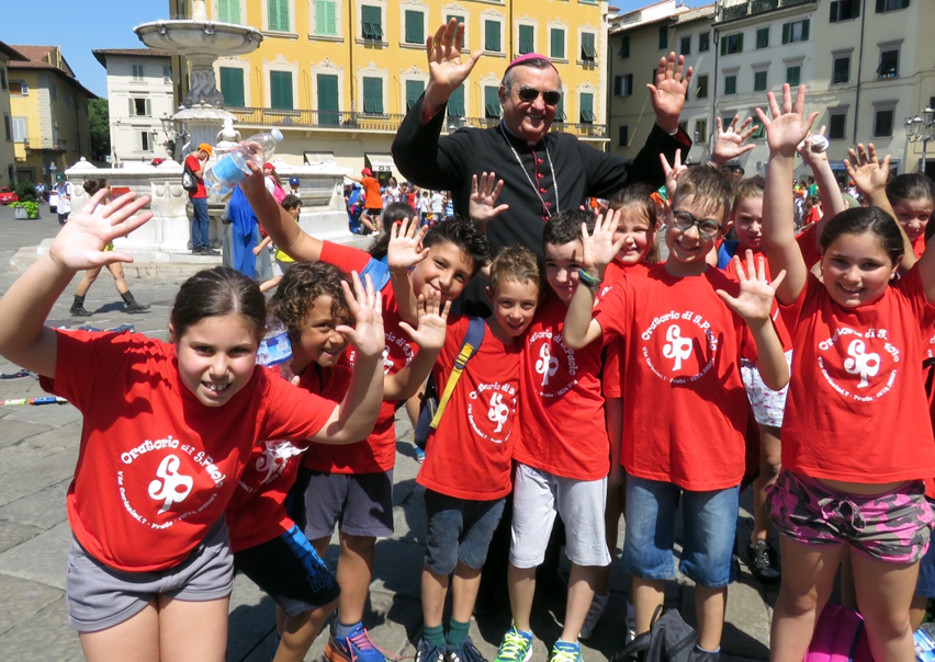 500 bambini in piazza Duomo per la festa degli oratori estivi 