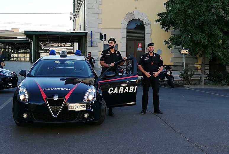 Controlli dei Carabinieri alla Stazione di Figline