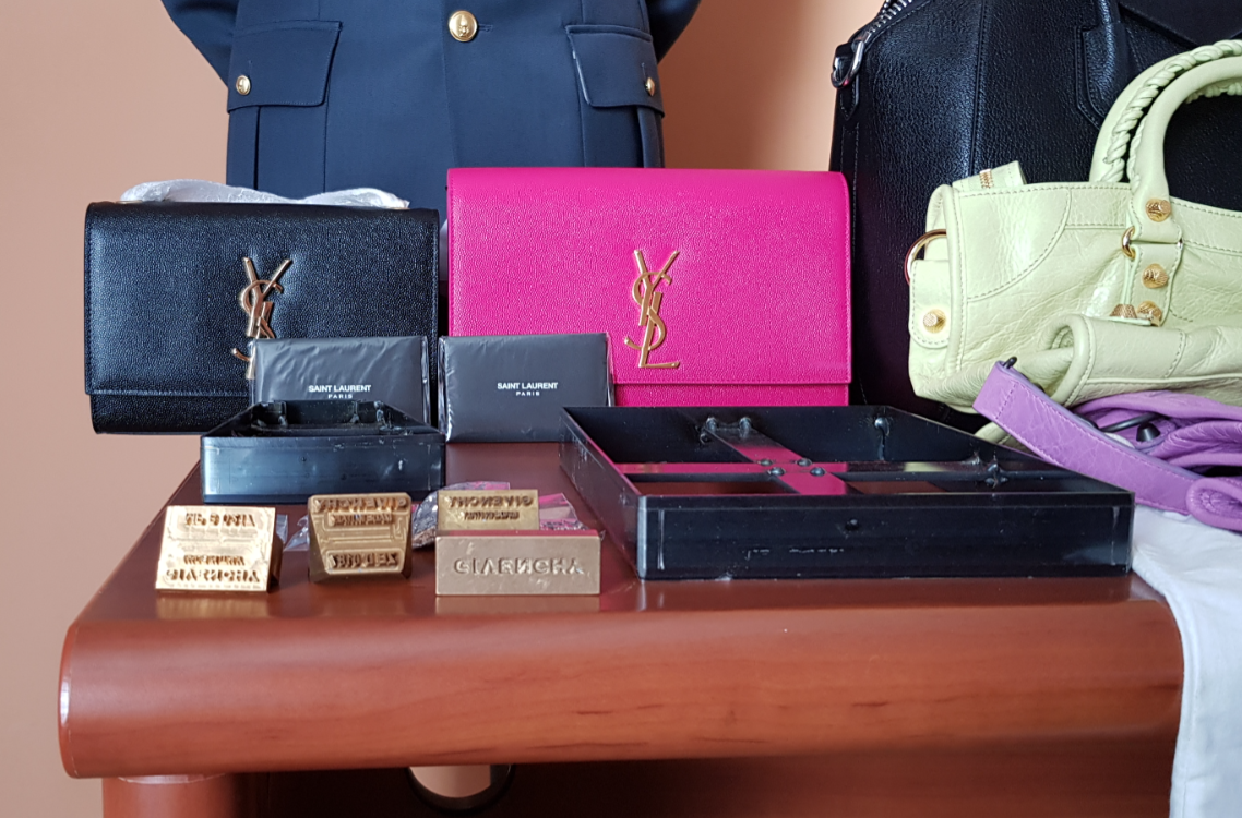 materiale sequestrato