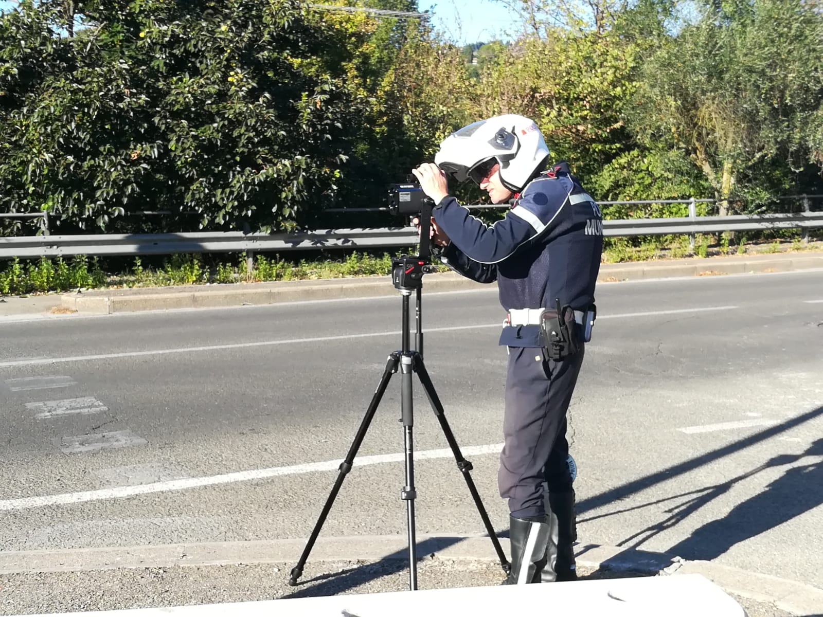 Sicurezza stradale, Polizia Municipale di Firenze in azione col teleaser
