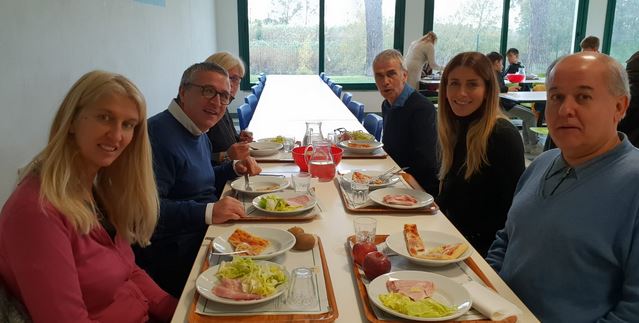 Sindaco e Giunta di Capraia e Limite  alla mensa della Fermi