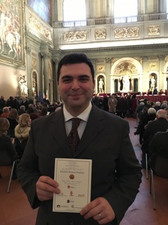 Gianfranco Poli riceve il «Fiorino di bronzo» al 26° Premio Firenze 