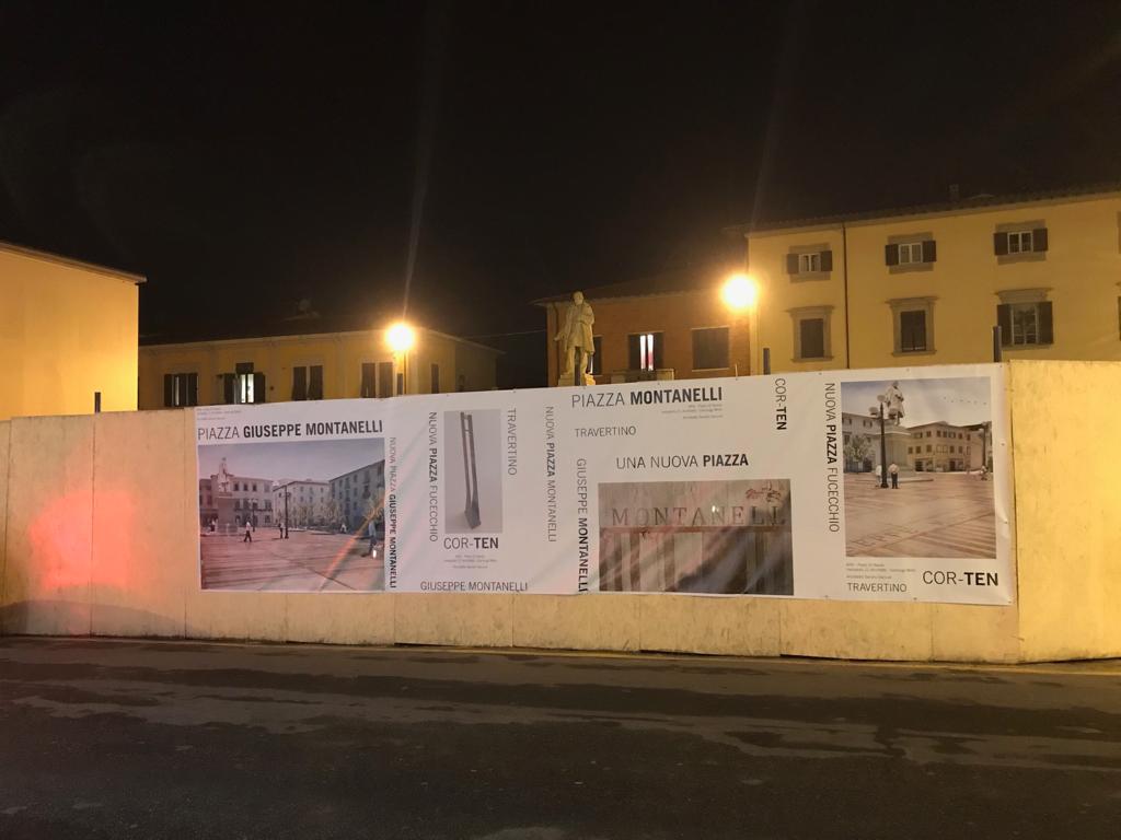 Il cantiere in Piazza Montanelli 