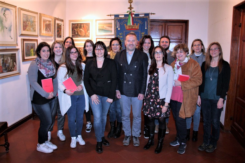 Servizio civile, la consegna ai ragazzi volontari della Costituzione Italiana 