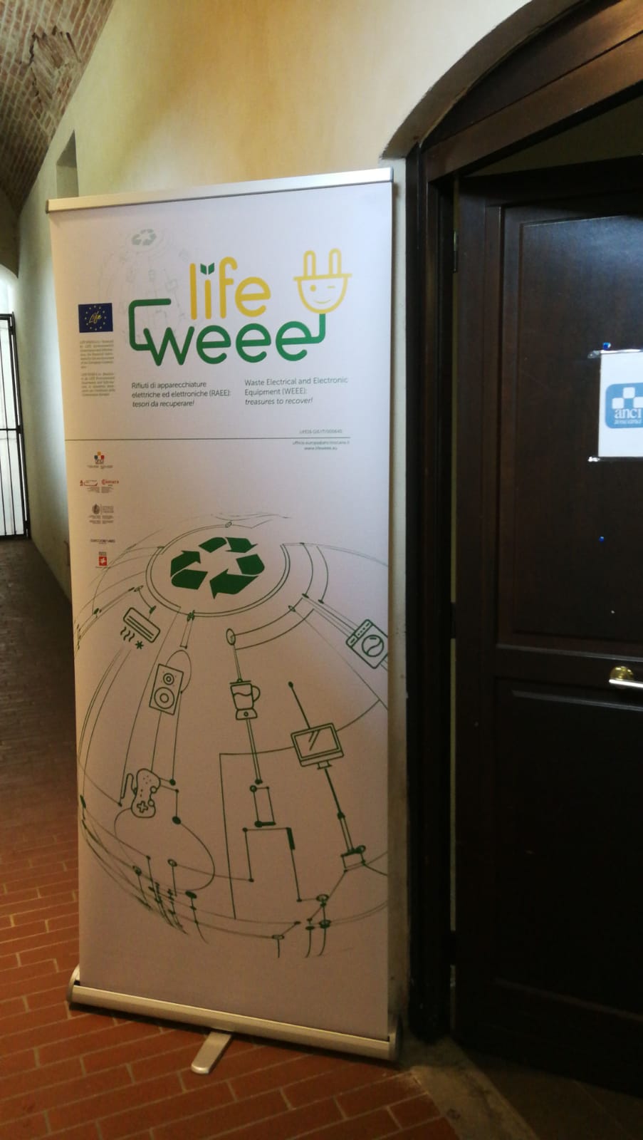 Educare al recupero e riuso dei rifiuti elettrici: il progetto Life Weee entra nel vivo 