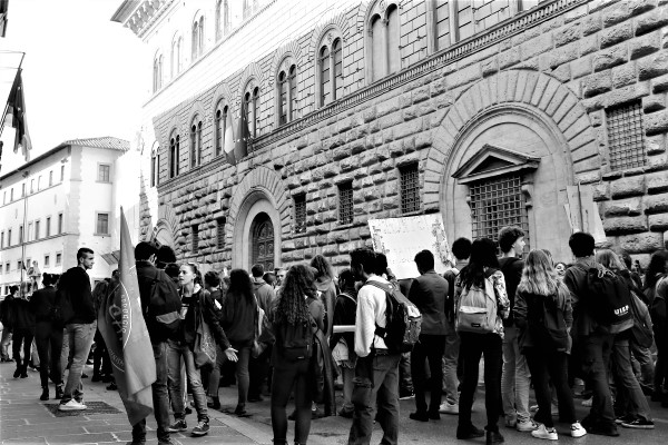 Manifestazione (foto archivio Antonello Serino Redazione di Met)