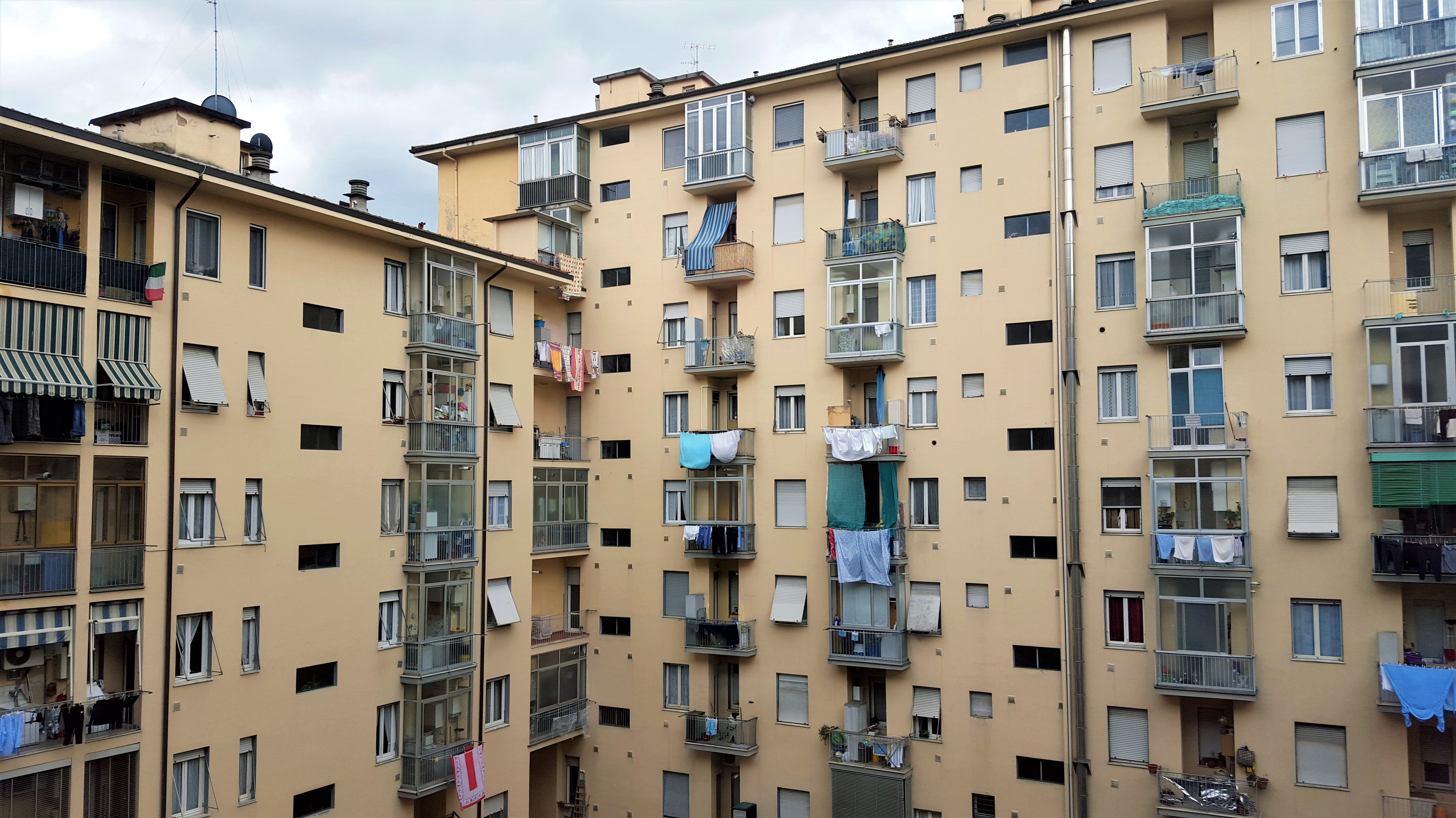 I problemi condominiali si risolvono al quartiere (foto Antonello Serino MET)
