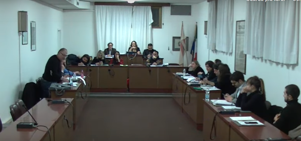 seduta consiglio comunale (Frame video da comunicato)