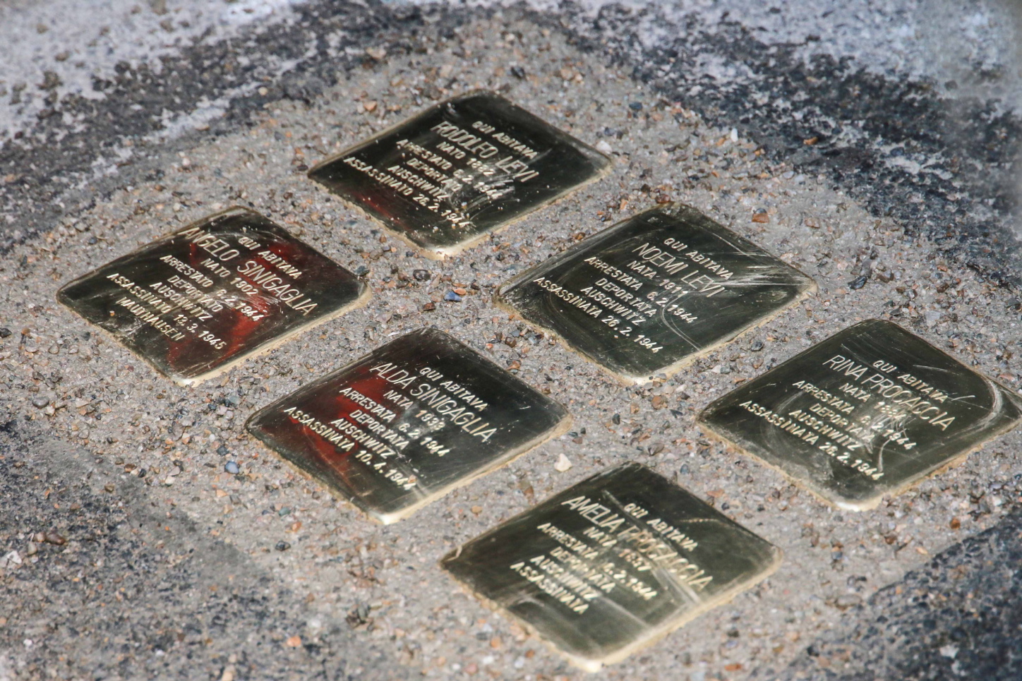 Firenze. Memoria, ecco le prime pietre d'inciampo per le vittime della Shoah