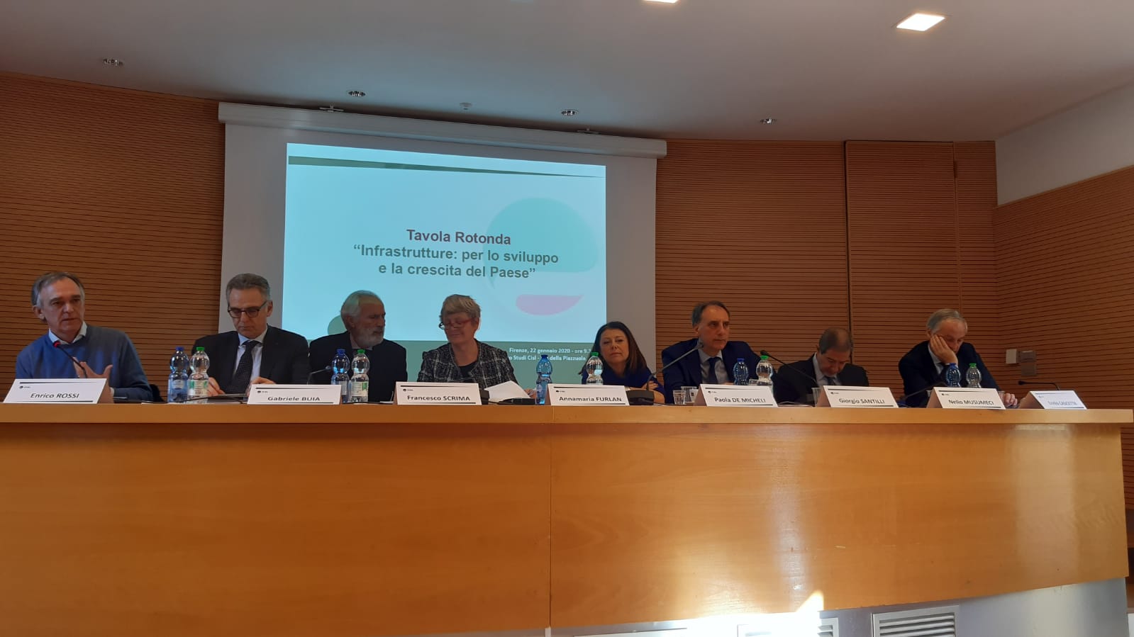 l presidente Rossi all'iniziativa organizzata dalla CislI (foto da comunicato)