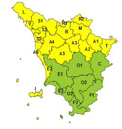 Regione. Pioggia, vento e mareggiate, codice giallo nel nord della Toscana 