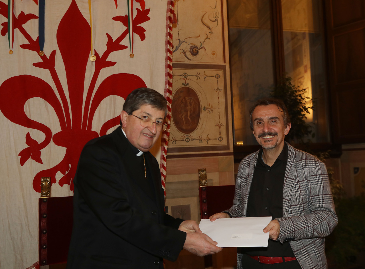 Il cardinale Betori con il presidente del Consiglio comunale Milani