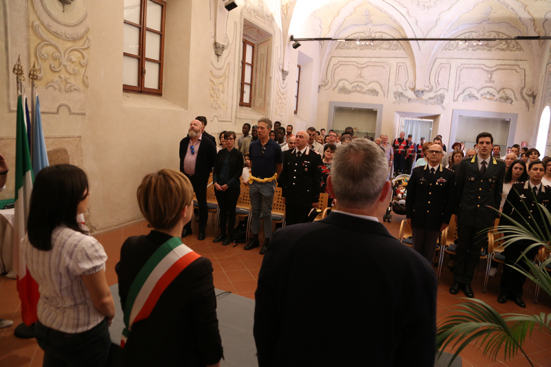 Festa della Repubblica consegna Carta Costituzionale (Foto da comunicato