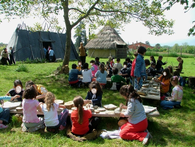 villaggio preistorico (foto d'archivio)