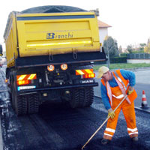 Scandicci. Riqualificazione con asfalto riciclato 4 strade zona industriale e rotonda 17 marzo, lavori affidati