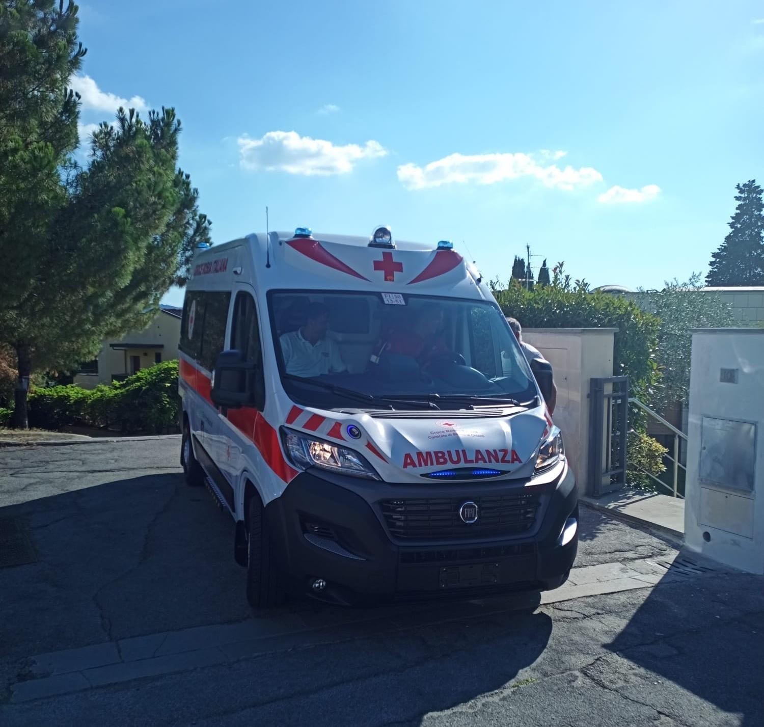 La nuova ambulanza della Croce Rossa di Strada in Chianti (Foto da comunicato)