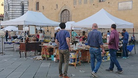 Mercato Antiquario in piazza del Duomo