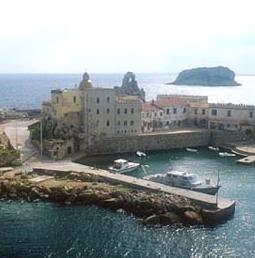 Porto di Pianosa (fonte foto sito Regione)