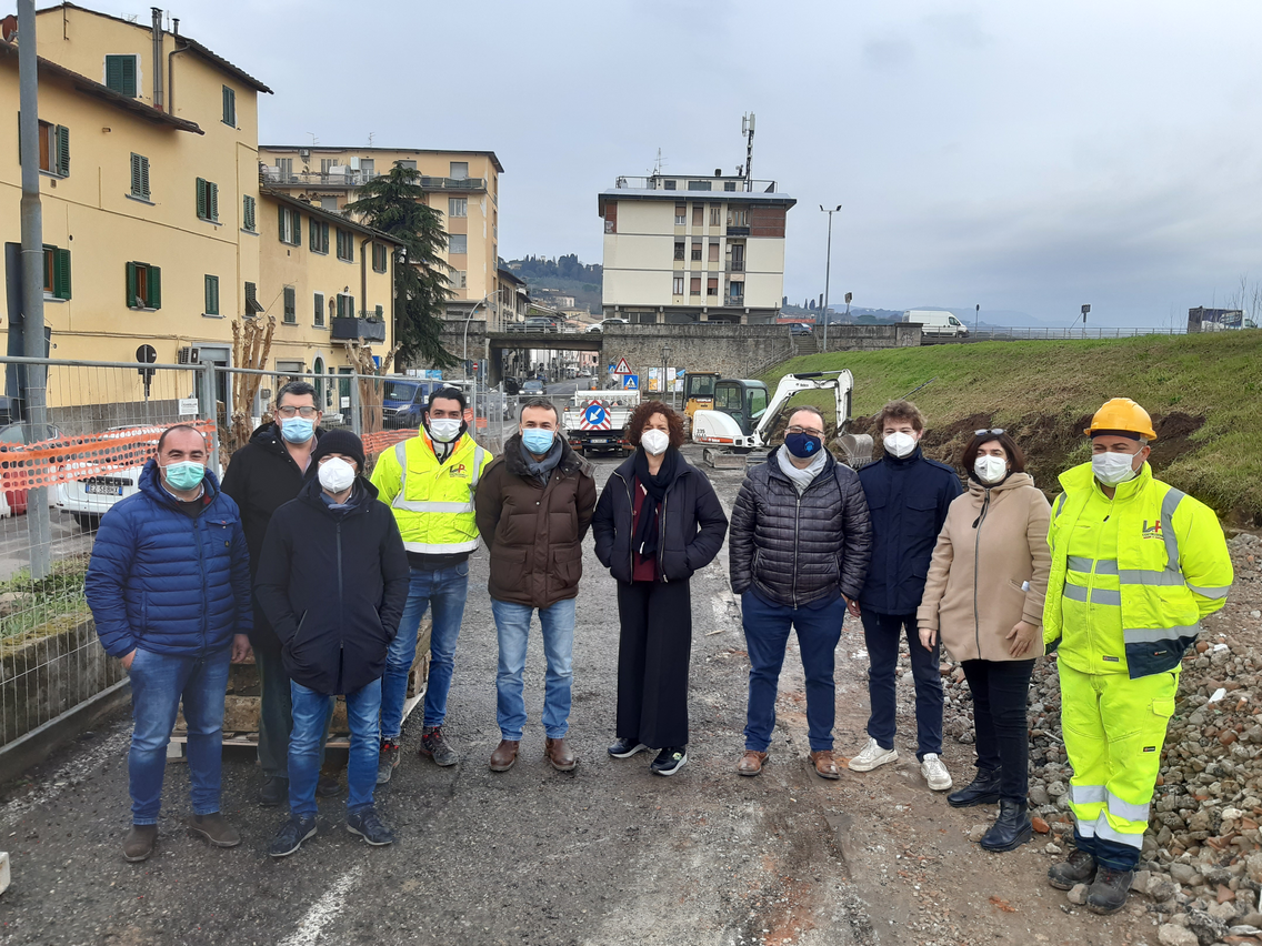 Il sopralluogo del sindaco e della giunta comunale (Foto da comunicato)