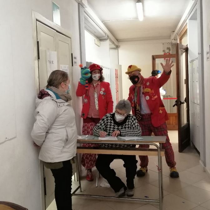 I clown Pasticca e Caramella al nido di Mercatale