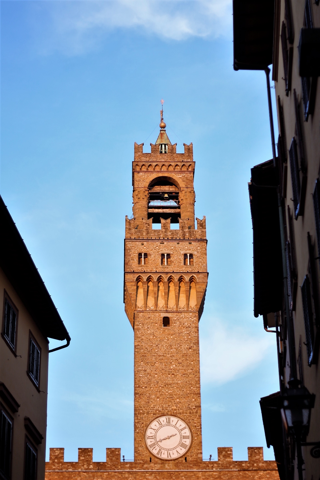 Torre di Arnolfo - Palazzo Vecchio (foto archivio Antonello Serino)