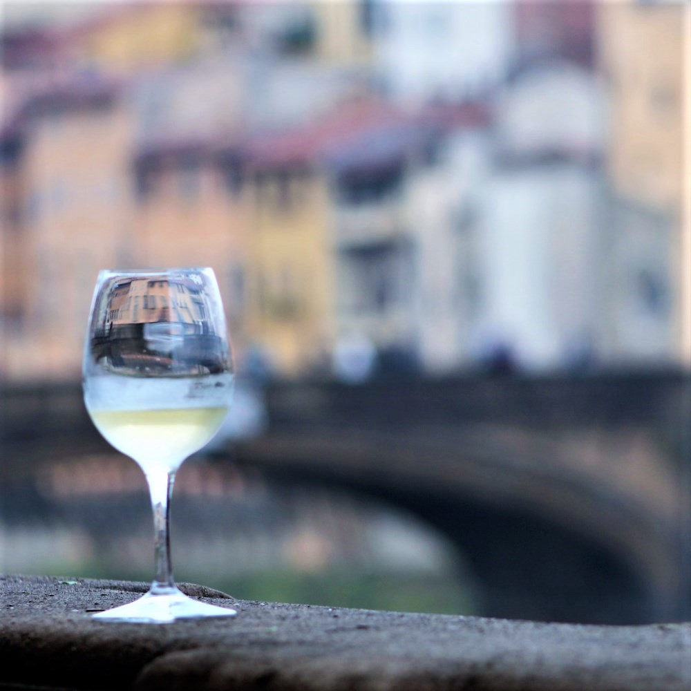 Bicchiere di vino (foto archivio Antonello Serino)