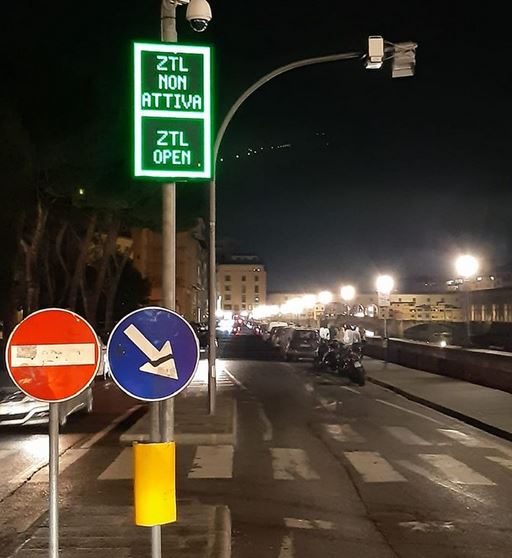 Ingresso zrl, foto facebook Stefano Giorgetti