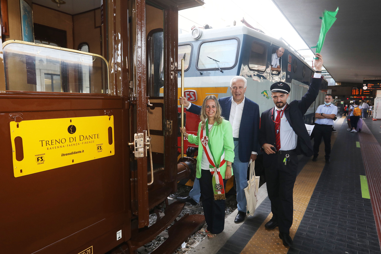 Prima partenza del Treno di Dante da Firenze a Ravenna