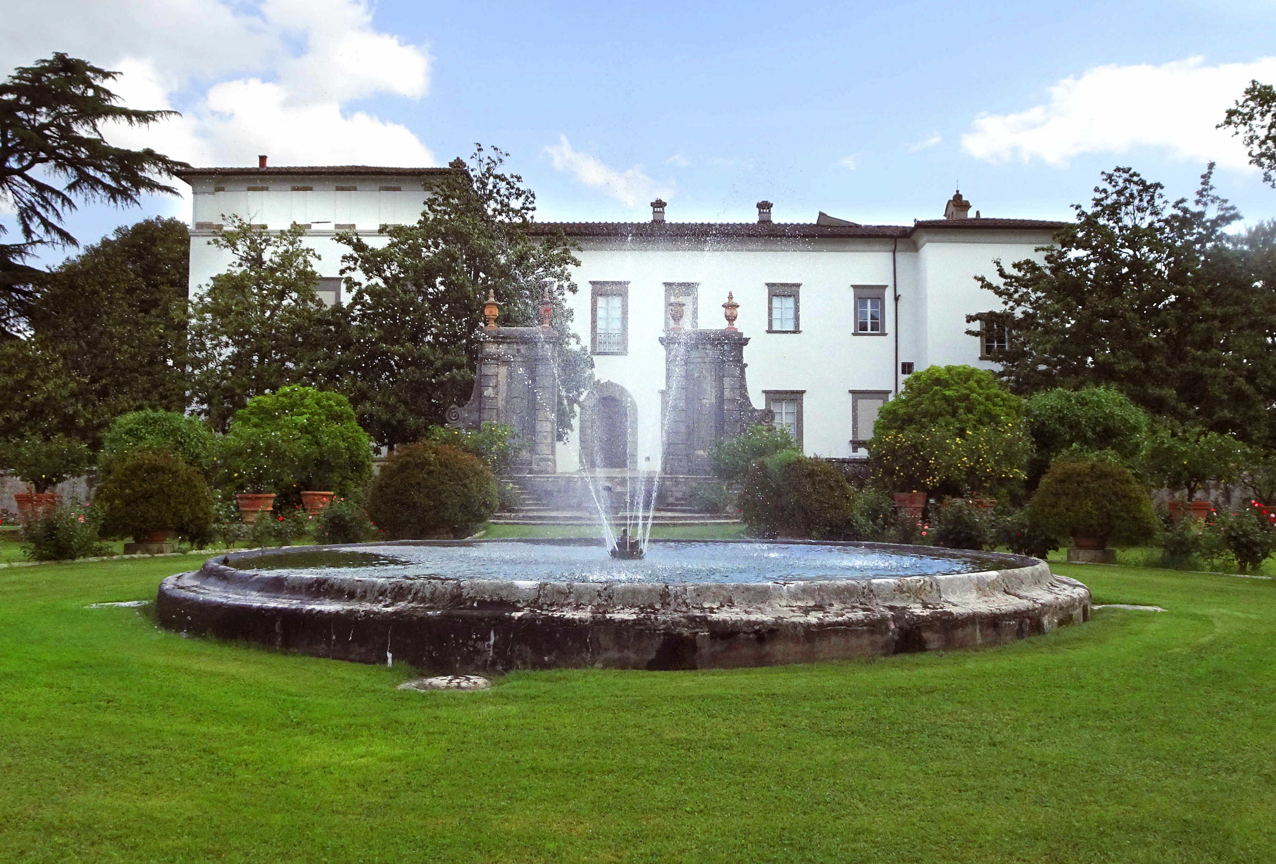 facciata principale villa la magia Quarrata 