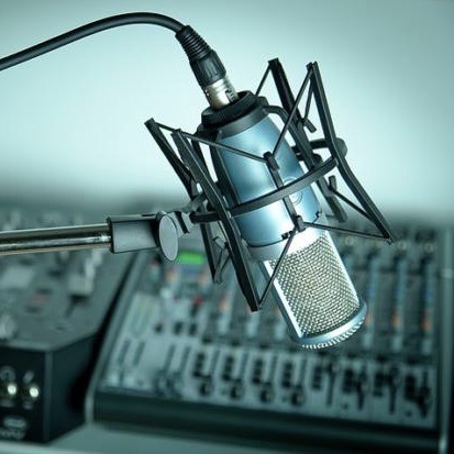 Minacce di morte all'emittente radiofonica "Controradio"