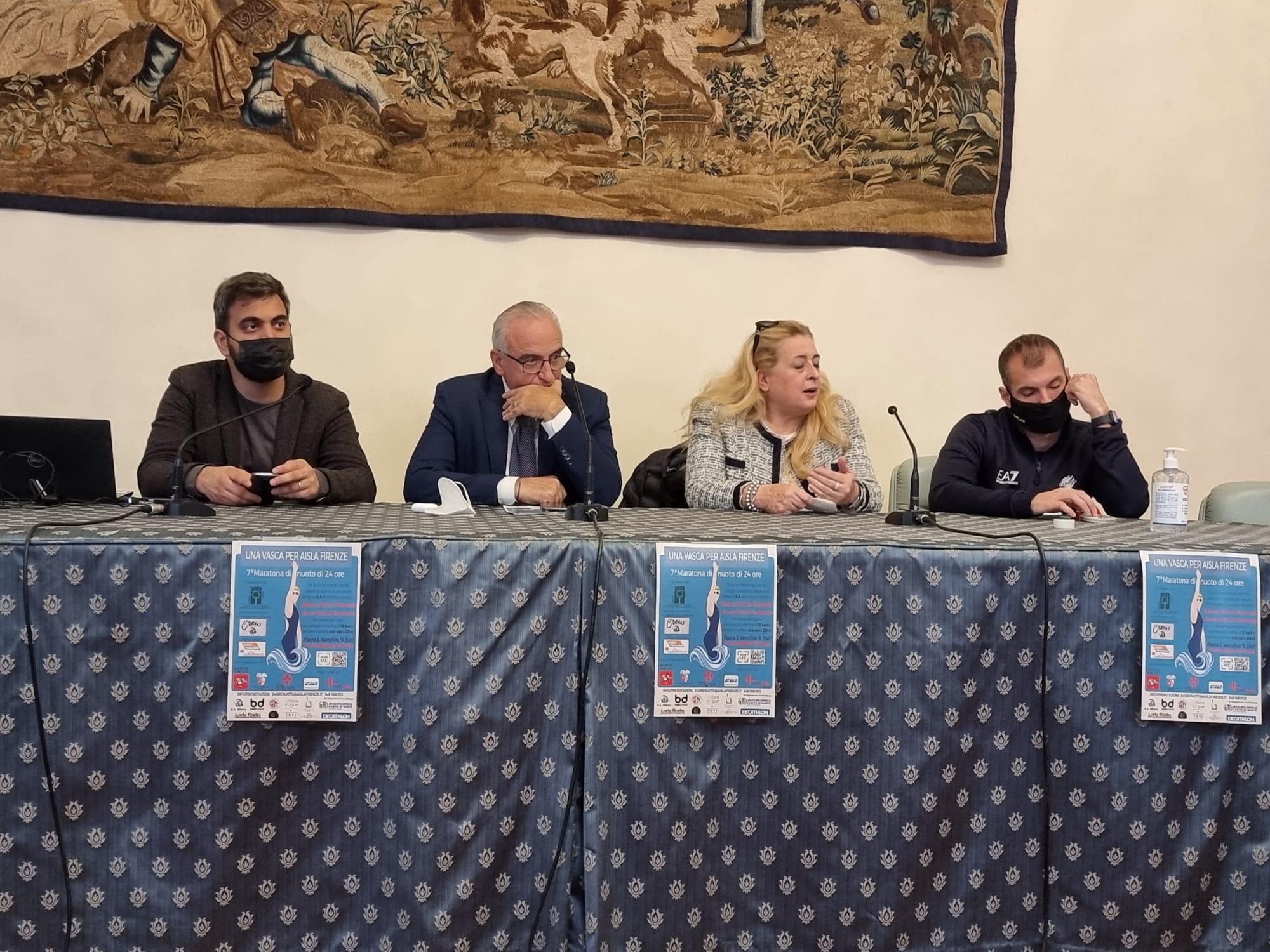 La presentazione di 'Una vasca per Aisla Firenze'