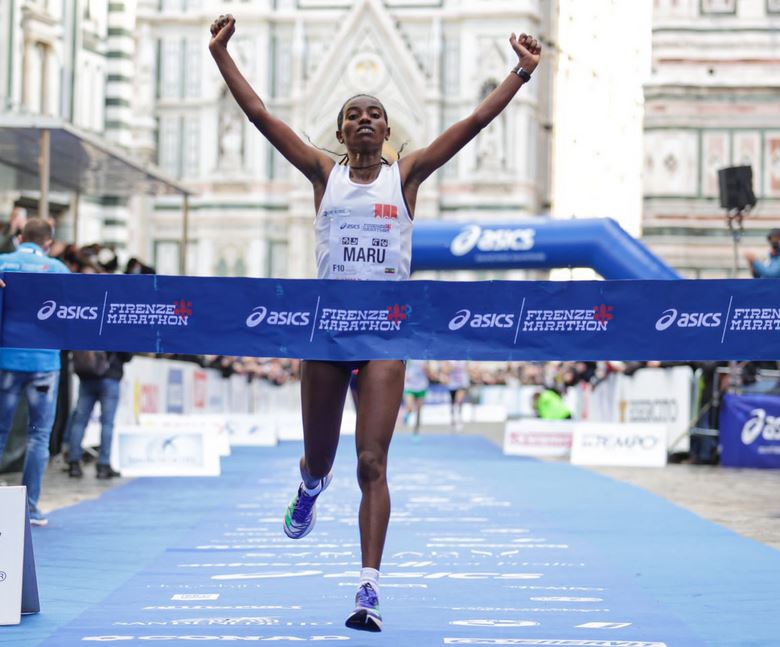 Firenze Marathon 2021, arrivo della vincitrice Maru