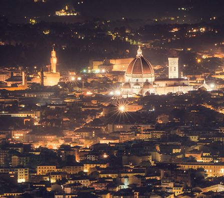 Veduta notturna di Firenze (foto sito Comune di Firenze)